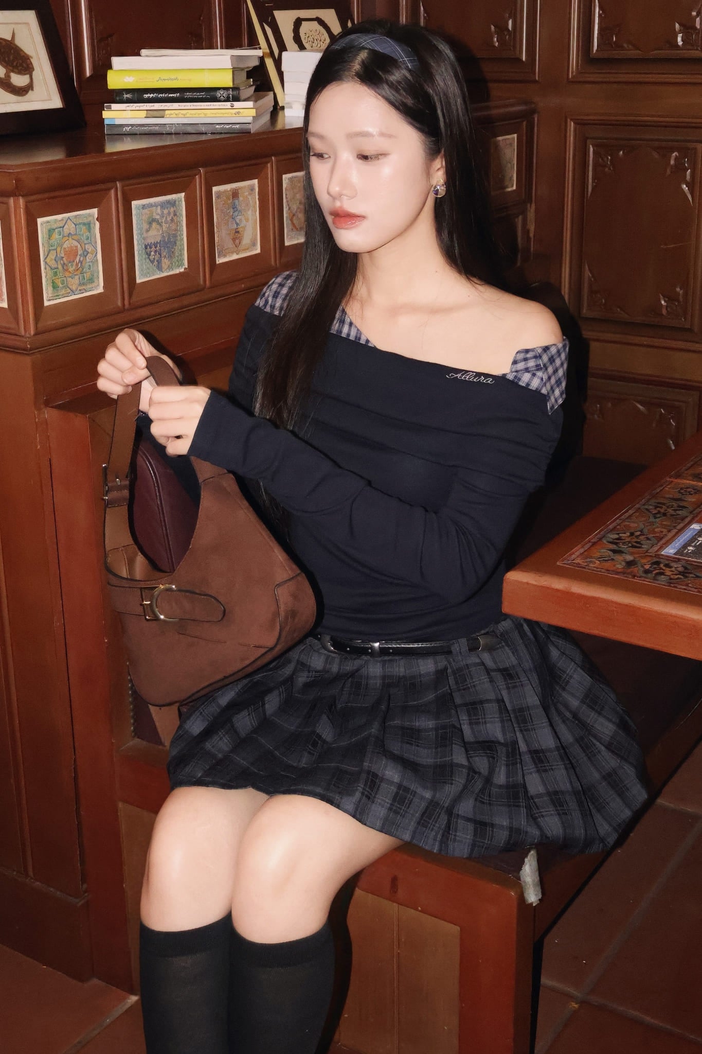 Alissa MIU Off-Shoulder - Navy