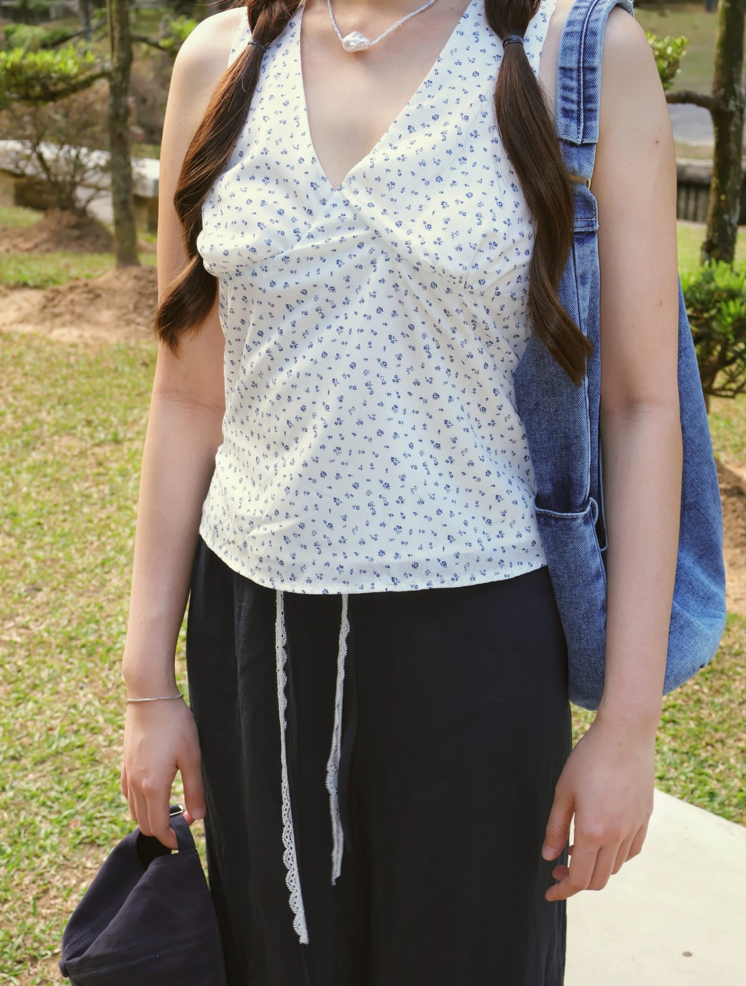 Flora Dot Vest - White