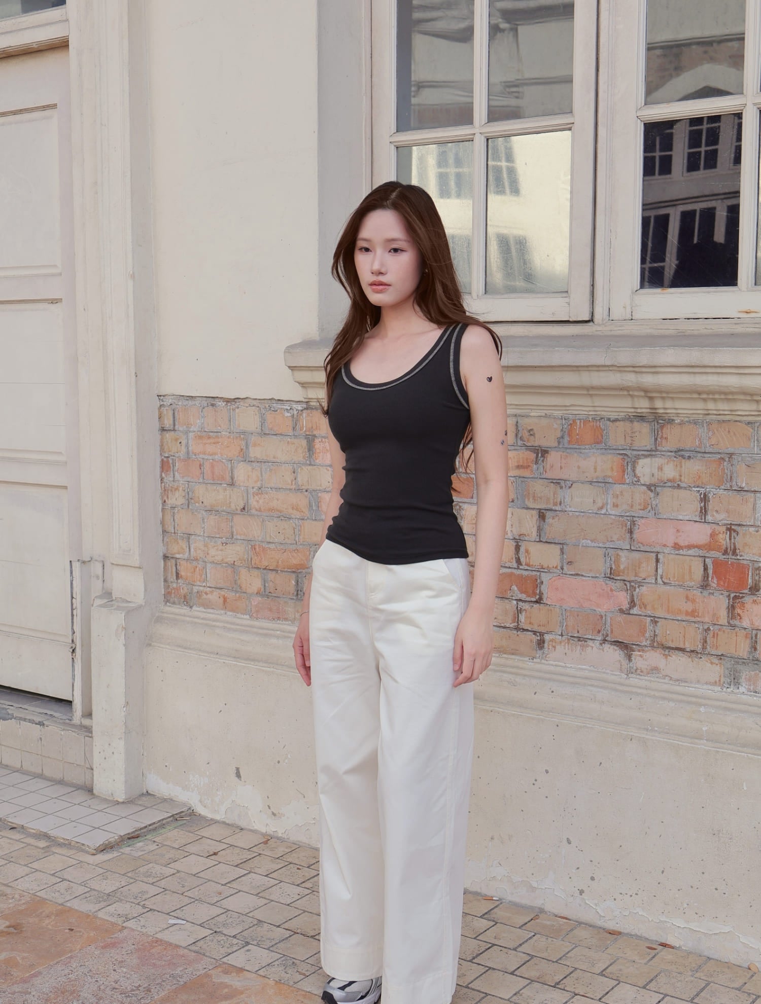 Linea Tank - Charcoal