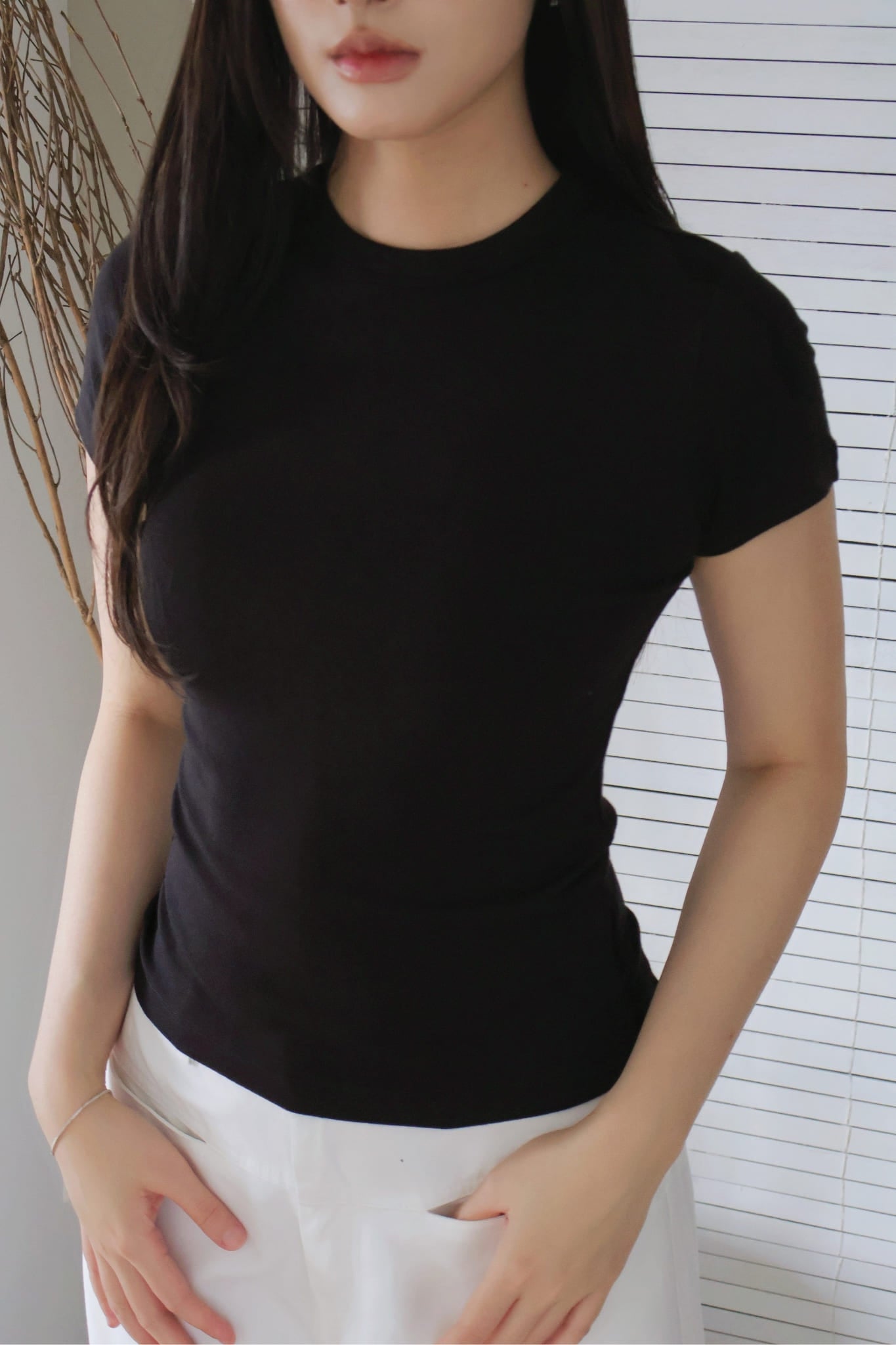 Mousse Tee- Black