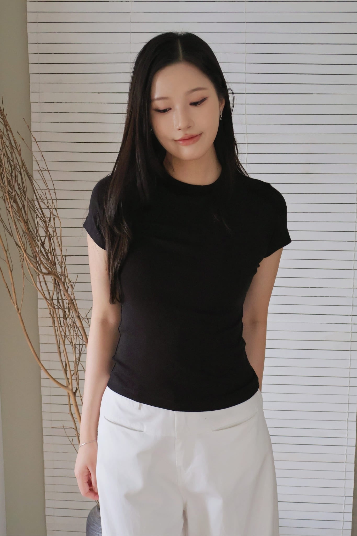 Mousse Tee- Black