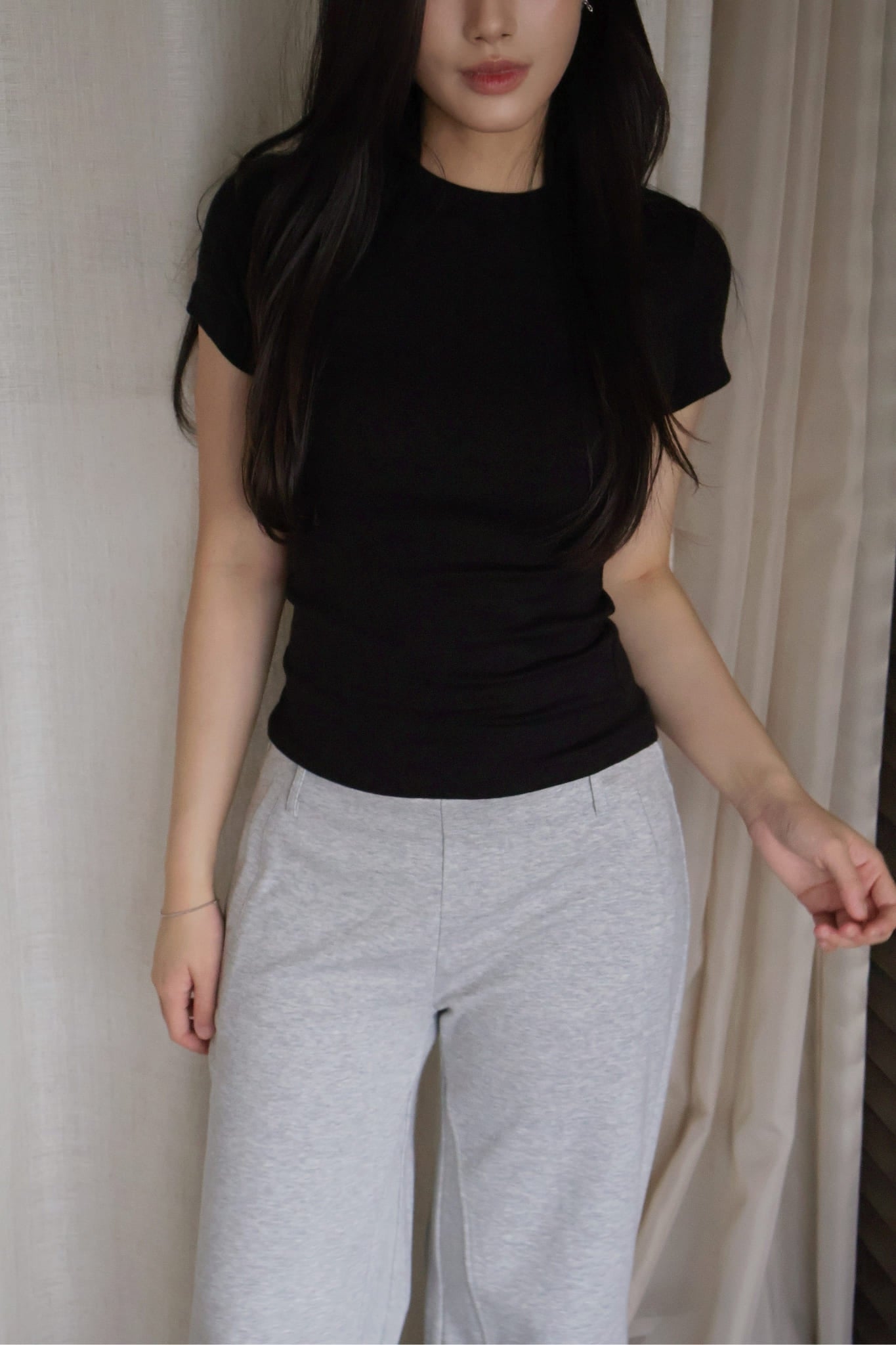 Mousse Tee- Black