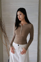 Pearl-Skin Henley- Milk Tea